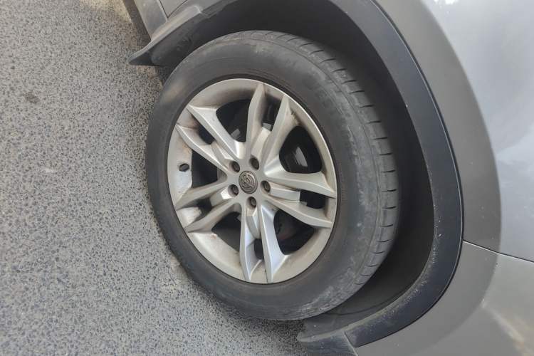 Used Brilliance V5 2012 1.6L Automatic Luxury Version
