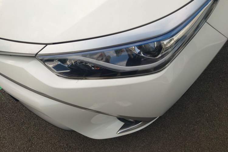 Used Toyota Levin 2016 Dual-Engine 1.8H GS E-CVT Elite Model with Sunroof Left Front Headlight