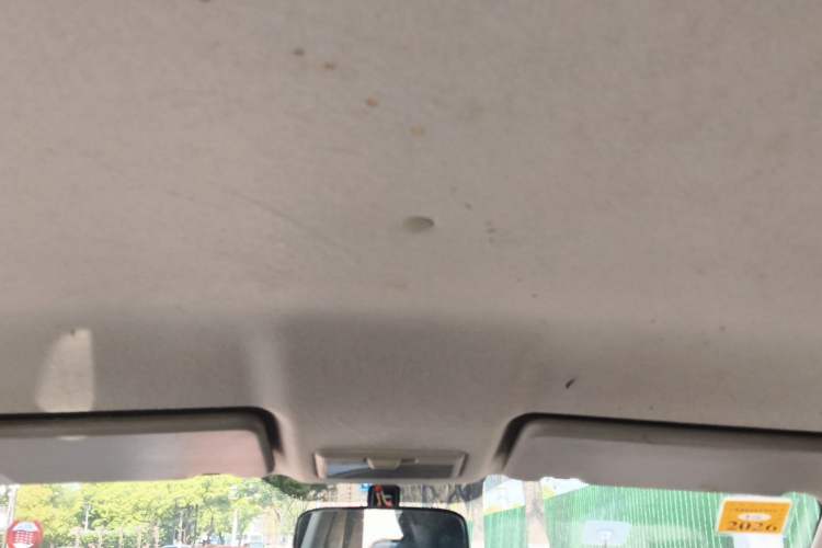 Used CHANGAN Alsvin V3 2012 1.3L Manual Comfort Version China IV Standard
