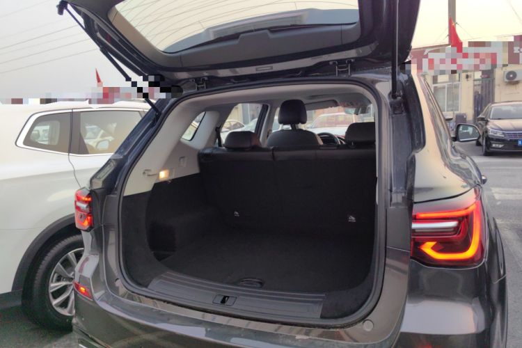 Used Roewe RX5 2025 PLUS 330TGI Automatic Trendsetting Smart Edition Trunk