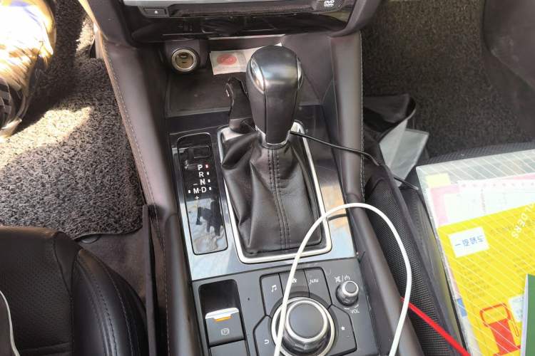 Used Mazda Atenza 2017 2.5L Sky Blue Supreme Edition Gear Lever