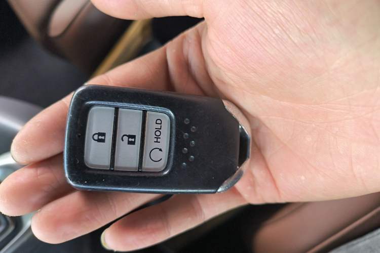 Used Honda CR-V 2017 Hybrid 2.0L Pure Drive Edition
