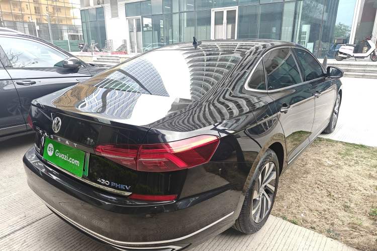 Used Volkswagen Passat New Energy 2020 430 PHEV Hybrid Luxury Edition China VI Standard Rear Right 45 Deg