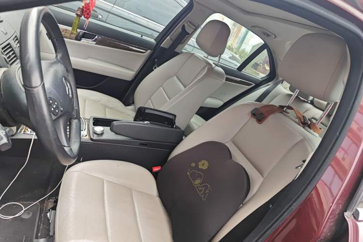 Used Mercedes-Benz C-Class 2010 C 260 Fashion Model