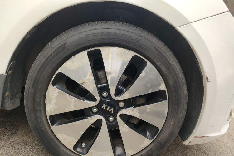 Used Kia K2 2012 Sedan 1.6L Automatic Transmission Premium Commemorative Edition
