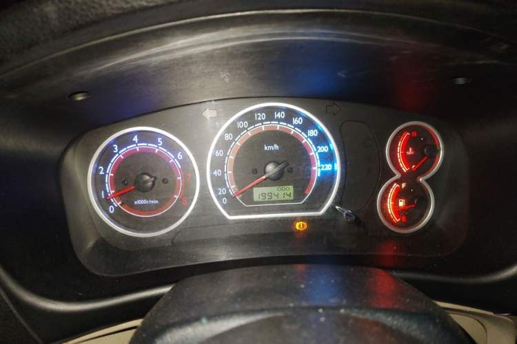 Used Soueast V3 Lingyue 2012 Revised Version 1.5L Manual – Happiness Edition Instrument Cluster