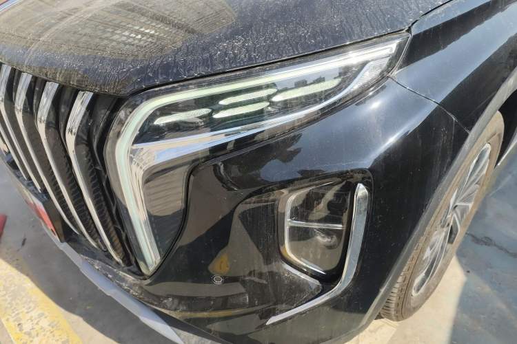 Used Hongqi HS7 PHEV 2024 2.0T PHEV Four-Wheel Drive Flagship Edition 7 Seats
