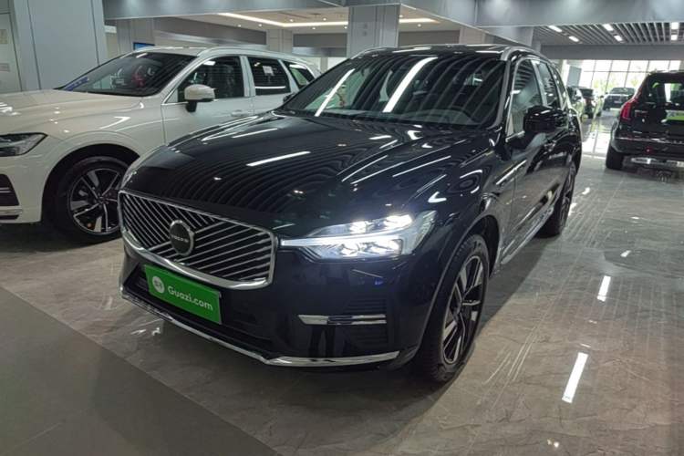 Used Volvo XC60 2026 B5 4x4 Smart Luxury Edition