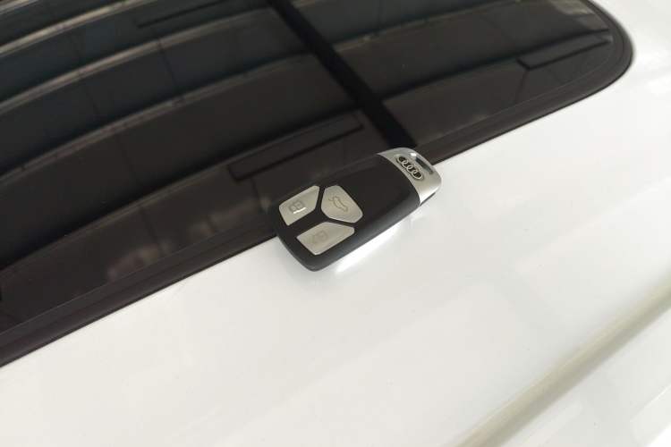 Used Audi A4L 2018 30th Anniversary Edition 40 TFSI Trendy Model