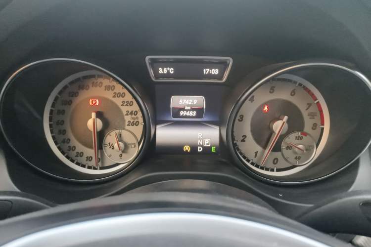 Used Mercedes-Benz GLA 2015 GLA 200 Fashion Model