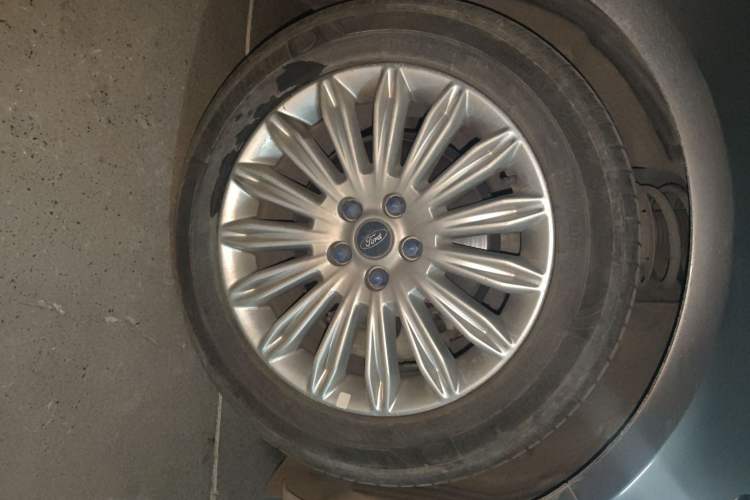 Used Ford Mondeo 2013 2.0L GTDi 200 Luxury Model
