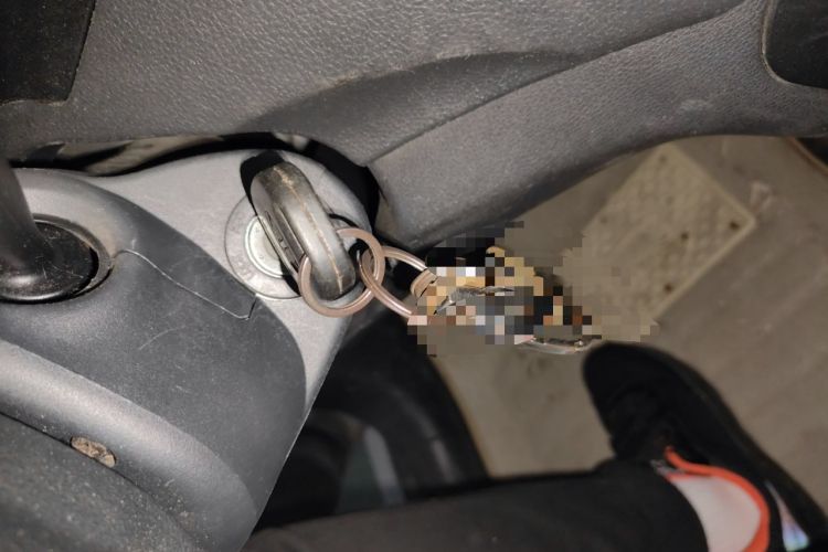 Used FAW Weizhi V5 2012 1.5L Manual Entry-Level Trim
