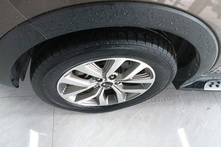 Used Kia Sportage R 2016 2.0L Automatic Two-Wheel Drive GLS Trim