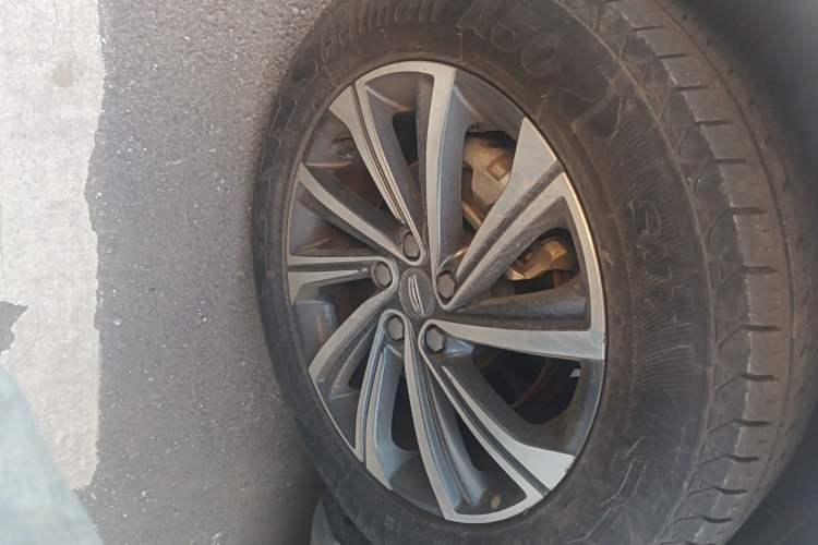 Used Geely Auto Vision X6 2020 1.4T CVT Luxury Edition Right Front Wheel Hub