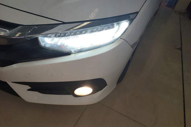 Used Honda Civic 2016 220TURBO CVT Prestige Edition Left Front Headlight