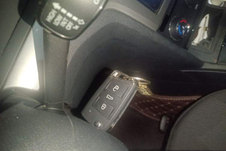 Used Volkswagen Lamando 2015 230TSI DSG Fashion Edition