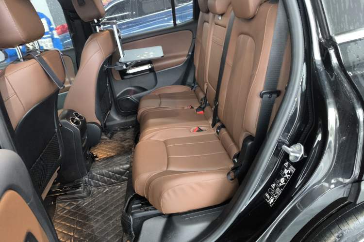 Used Mercedes-Benz GLB 2023 GLB 220 Fashion Model
