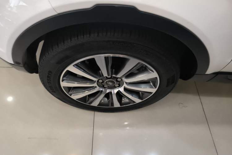 Used Land Rover Range Evoque 2018 240PS PURE Style Edition
