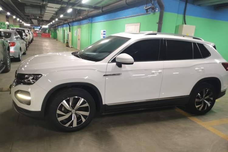 Used Volkswagen Tayron 2020 280TSI Two-Wheel Drive Luxury Connect Edition
