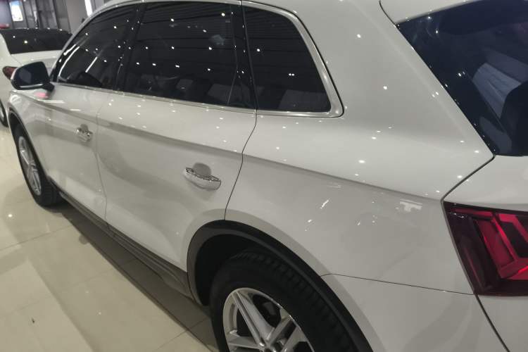 Used Audi Q5L 2023 40T Fashionable and Elegant Version