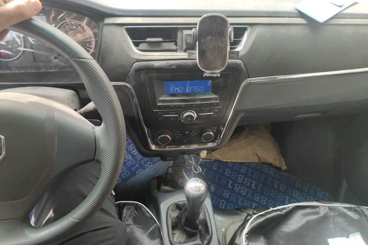 Used Jinbei Hiace X30 2019 1.5L Van Comfort Model China VI SWC15M Audio And AC Panel