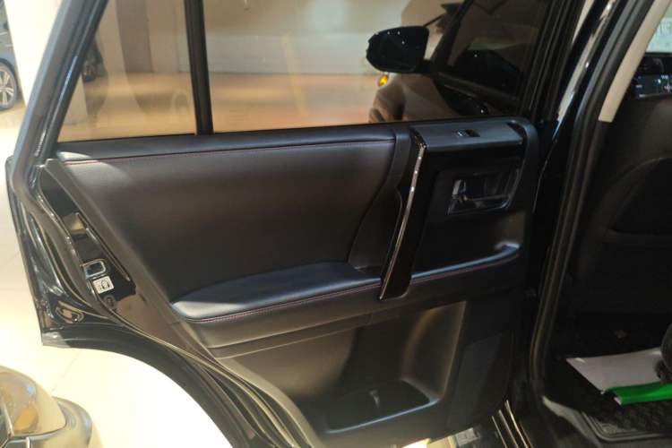 Used Toyota 4Runner 2018 4.0L Parallel Import
