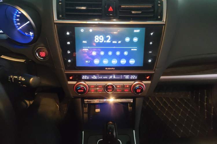 Used Subaru Outback 2017 2.5i Luxury Navigation Edition with EyeSight
