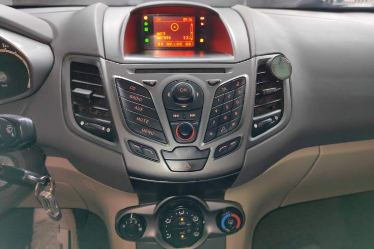 Used Ford Fiesta 2011 Hatchback 1.5L Automatic Fashion Edition