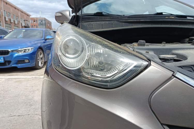 Used Hyundai ix35 2010 2.0L Automatic Two-Wheel Drive Elite Edition GLS Right Front Headlight