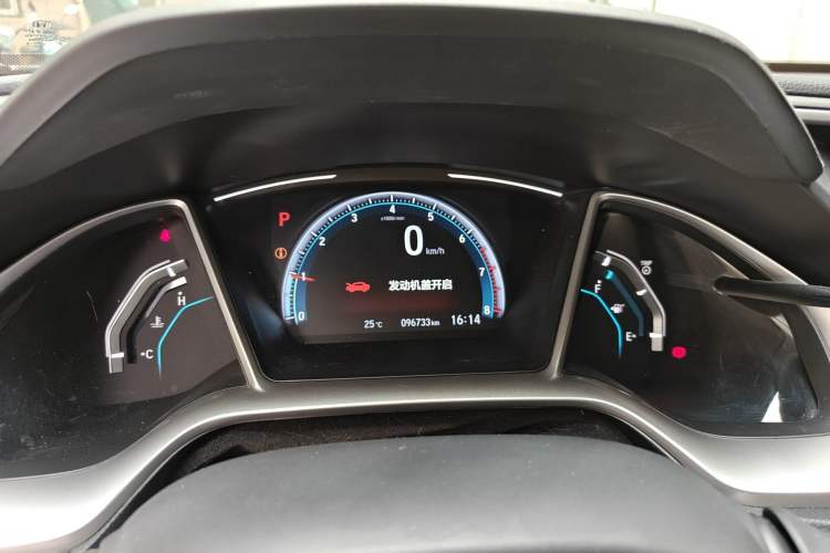 Used Honda Civic 2016 220TURBO CVT Luxury Edition
