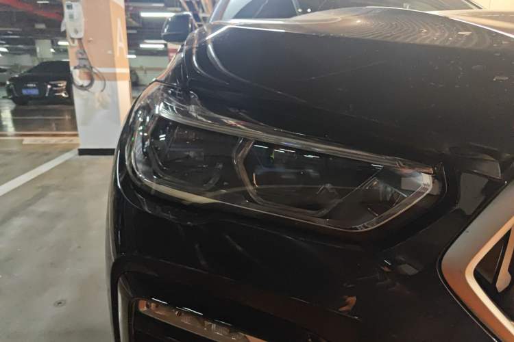 Used BMW X6 2022 xDrive40i M Sport Package
