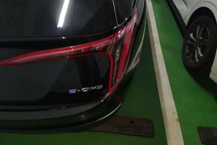 Used Hongqi E-QM5 2021 Charging Version Flagship Edition
