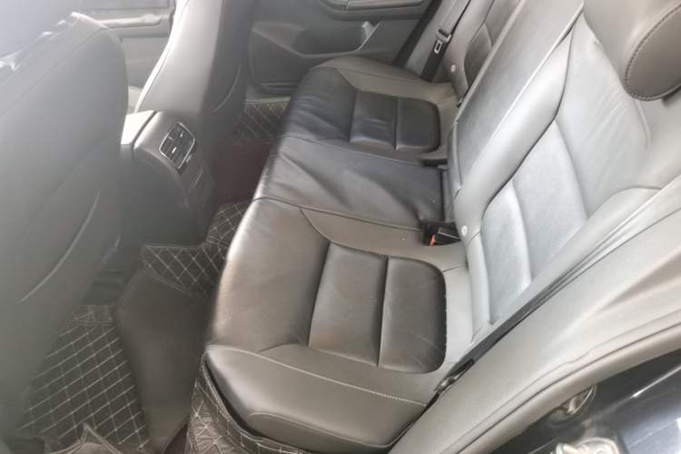 Used Volkswagen Sagitar 2016 230TSI 25th Anniversary Edition Left Rear Seat