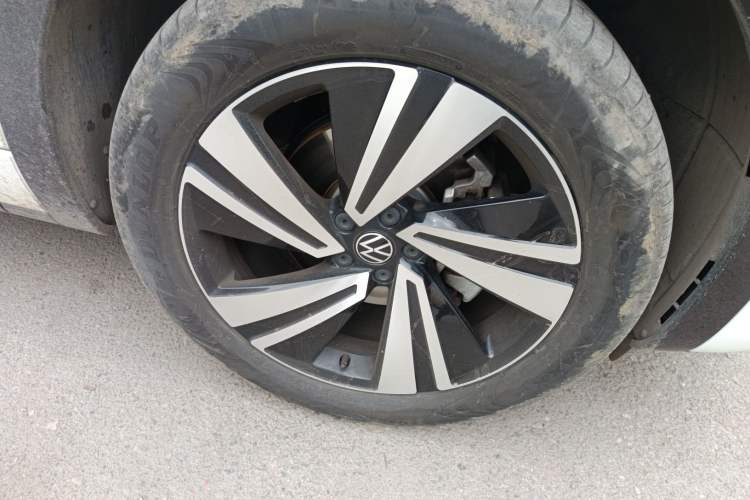 Used Volkswagen Tavendor 2024 380TSI All-Wheel Drive R-Line Cruise Edition