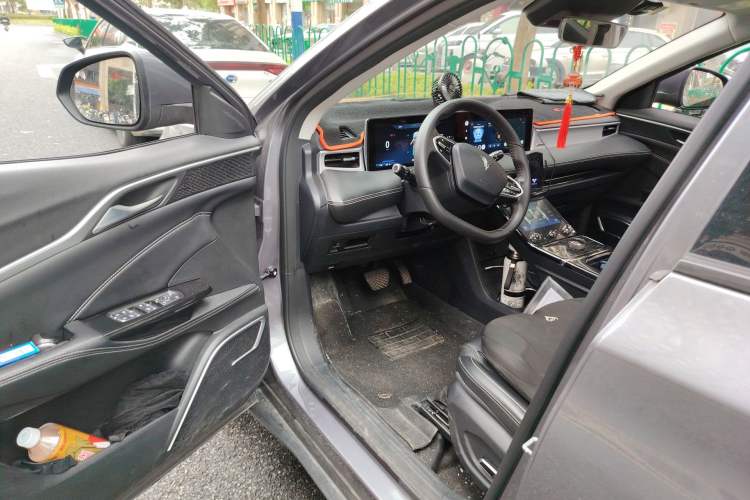 Used NETA U 2022 NETA U-Ⅱ 500 Lithium-Ion Driver Seat