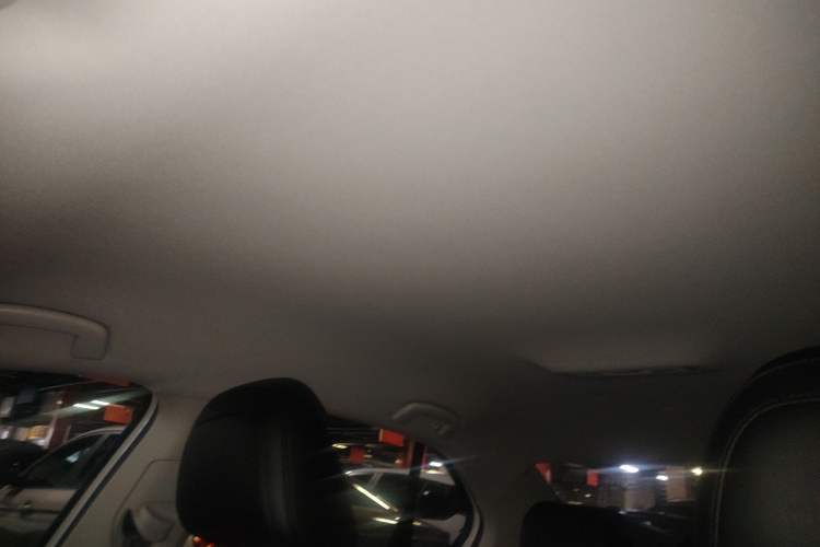 Used Volkswagen Bora 2016 1.6L Automatic Fashion Model
