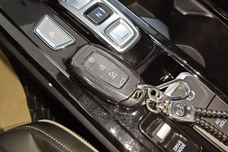 Used Hyundai Custo 2024 270TGDi LUX Prestige Edition
