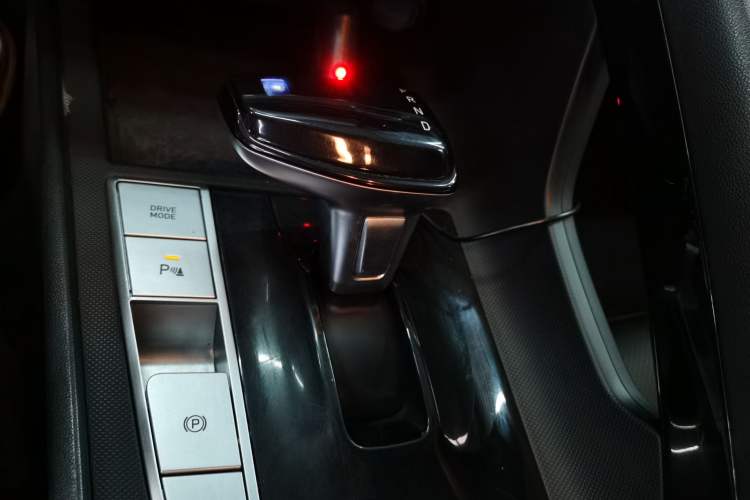 Used Hyundai Elantra 2021 1.5L CVT GLX Elite Edition
