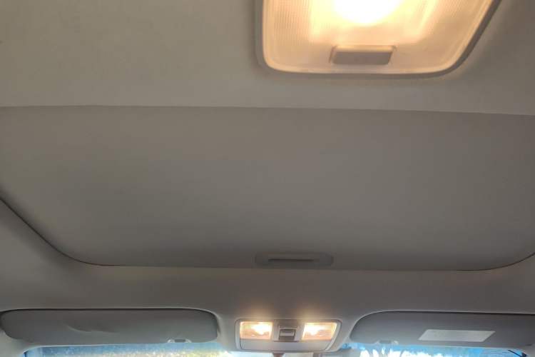 Used Kia K3 2016 1.6L Manual GLS Headliner