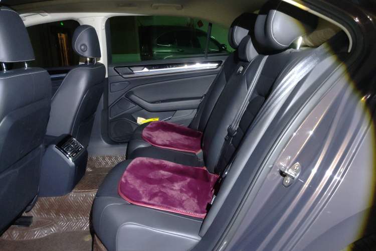 Used Volkswagen Phideon 2018 Revised Version 380TSI Two-Wheel Drive Business Edition