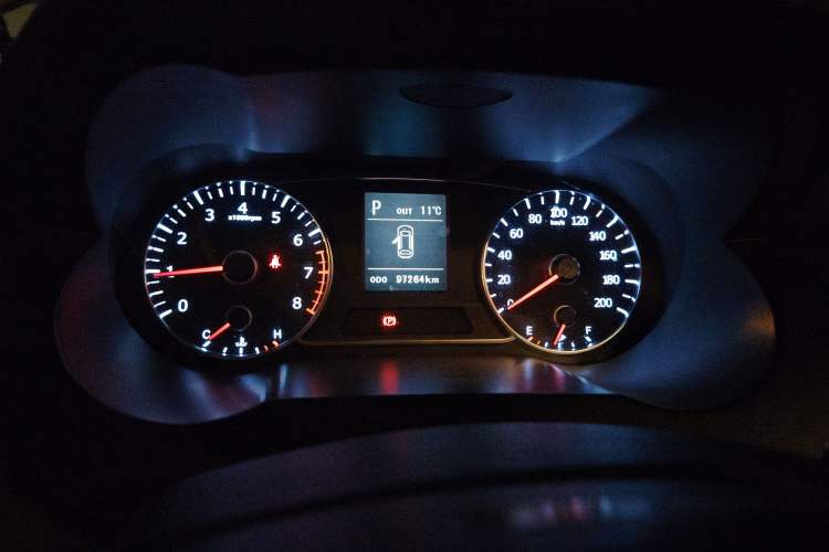 Used Land X7 2015 2.0T Panoramic Prestige Edition