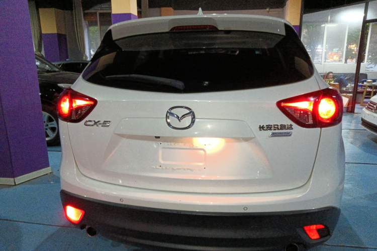 Used Mazda CX-5 2015 2.0L Automatic Two-Wheel Drive Urban Version