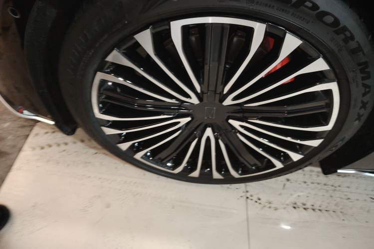 Used Avatr 12 2026 Ultra Pure-Electric All-Wheel-Drive Version Left Front Wheel Hub