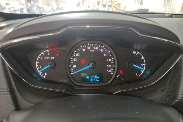 Used Ford Escort 2015 1.5L Manual Fashion Edition