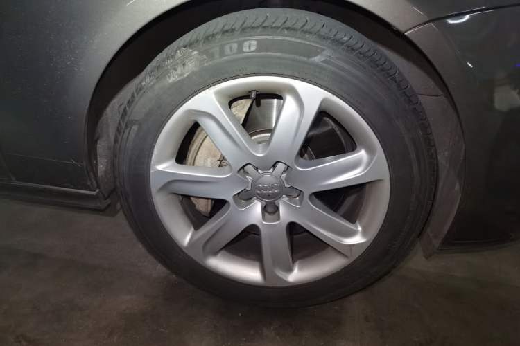 Used Audi A7 2013 50 TFSI quattro Comfort trim
