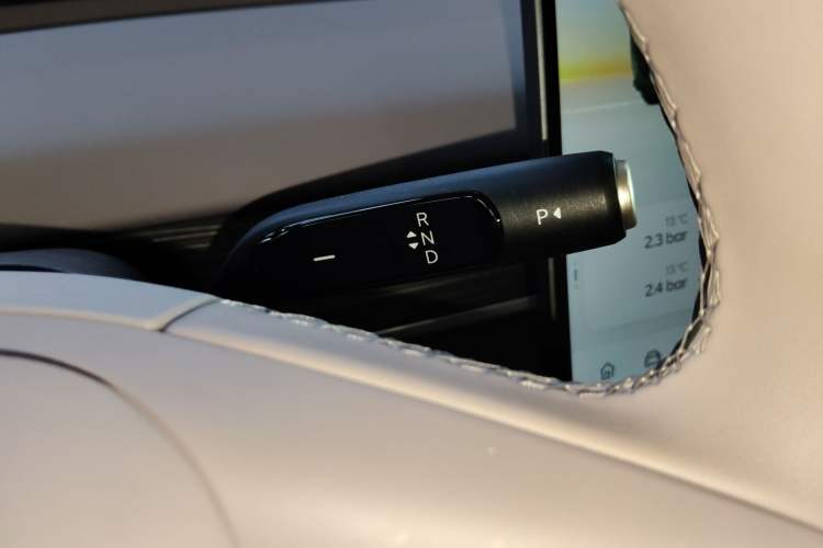 Used ONVO L60 2024 60 kWh Rear-Drive Version
