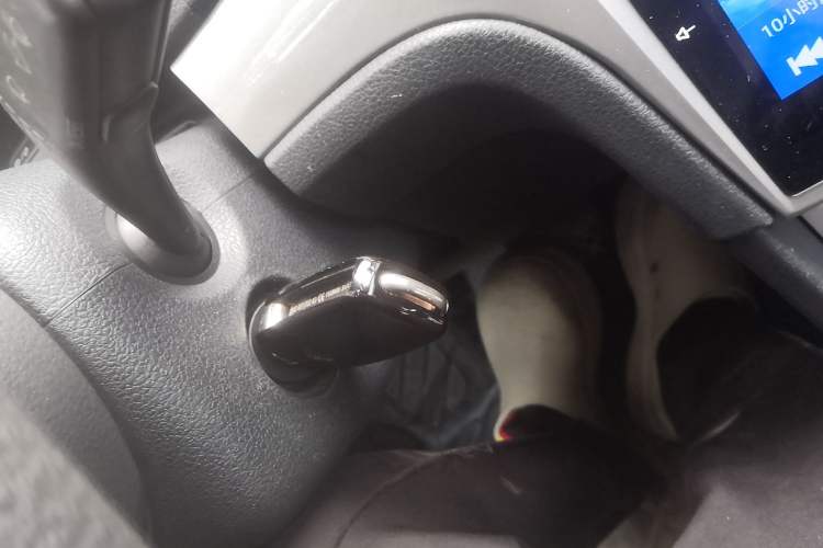 Used Volkswagen Lavida 2013 Revised Classic 1.6L Automatic Fashion Edition
