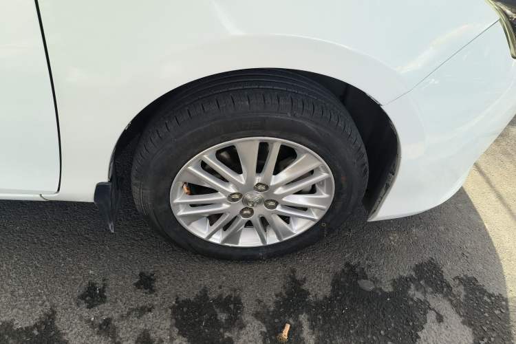 Used Toyota YARiS L Zhi Xiang 2017 1.5E CVT Dynamic Edition