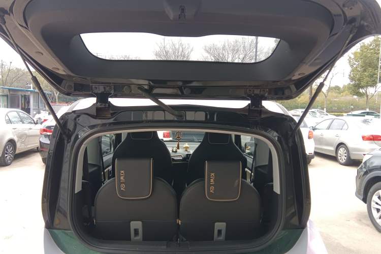 Used Baojun KiWi EV 2021 Artist Model Ternary Lithium