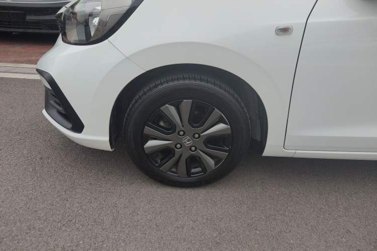 Used Honda Fit 2022 1.5L CVT Trendy Sunroof Edition Left Front Wheel Hub